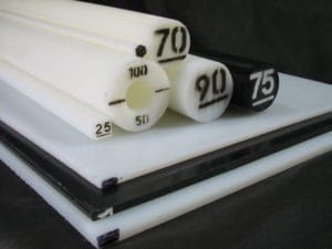 nylon-6-chapas-tarugos-e-tubos-nat-e-preto-HOME-1-300x225