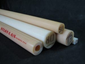 Tarugos redondos e quadrados e tubos de Nylon 6.6/6