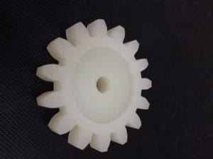 polipropileno-engrenagem-e1473502463596-225x300