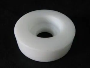 pom-RODAS-EM-POLIACETAL-300x225